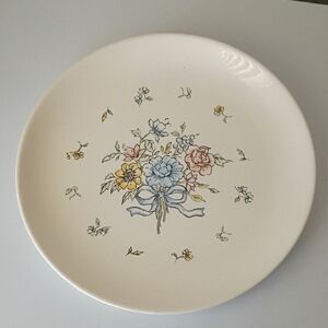 Vintage Tabletops Unlimited Dinner Plate Discontinued Victorian Bouquet Pattern